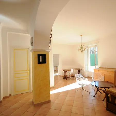 Spacieux Deux Au Port Apartment Nice